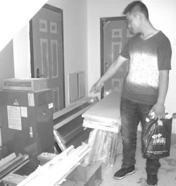 煙臺(tái)天成花苑小區(qū)涉嫌違規(guī)交房 電梯沒安裝