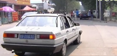 青島新手碰壞車(chē)把手駕校要價(jià)2千5 考試被封殺