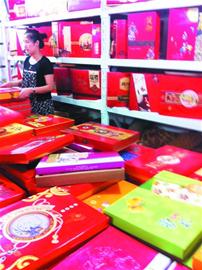 月餅禮盒經(jīng)銷商日進斗金 1個空盒頂2斤優(yōu)質月餅