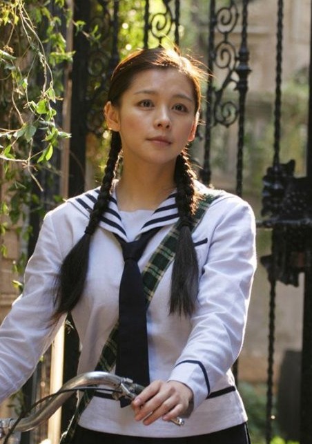 女星制服誘惑大不同 你愛(ài)哪一款