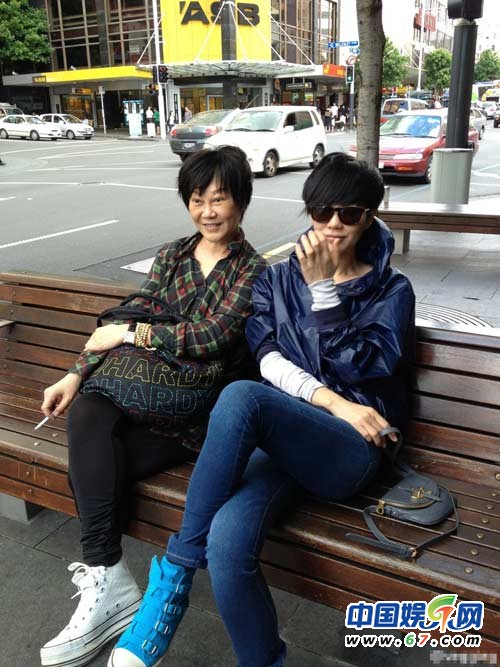 王菲消瘦現(xiàn)身密會(huì)陳家瑛 與謝霆鋒分手原因首曝光