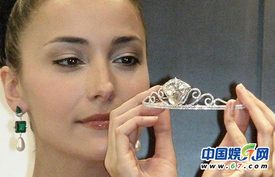 圖揭混血女星美顏