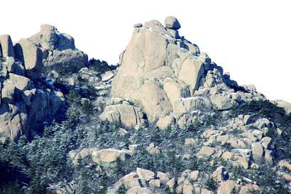 老高已經(jīng)失蹤79小時 救援人員昨進行了拉網(wǎng)式、地毯式搜救 但仍沒有他的下落