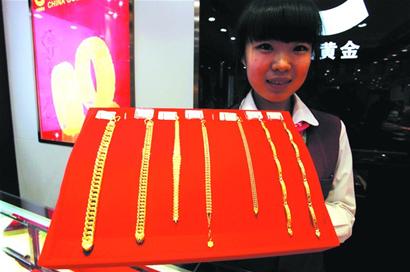 節(jié)前市民掀起“淘金”熱