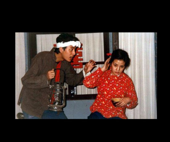 明星校園演出青澀照 你能認(rèn)出誰(shuí)