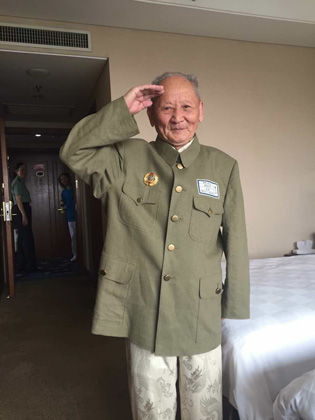 感恩國家,讓我們去參加閱兵